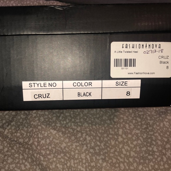 Fashion Nova A Little Twisted Heel - Black - Picture 7 of 8